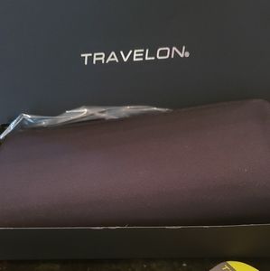 NWT Travelon RFID wristlet
